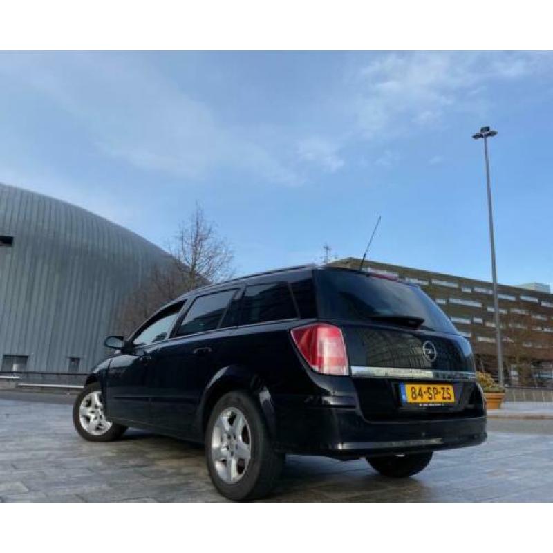 Opel Astra Wagon 1.6 Executive NAVI - CRUISE