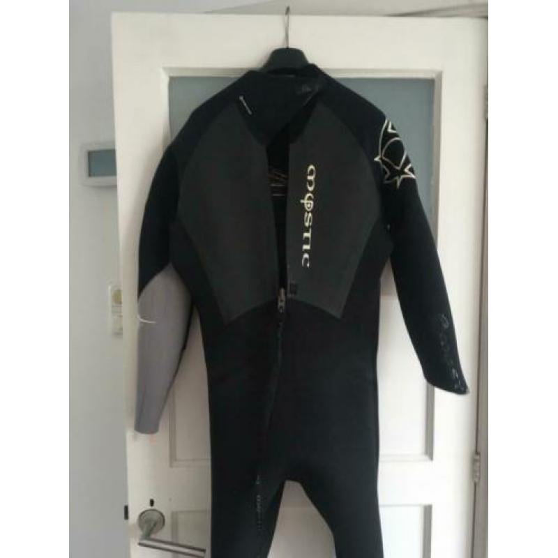 Mystic wetsuit 5 mm perfect voor kiten- en of surfen