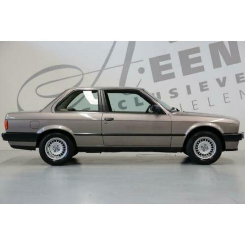 BMW 318 i Type E30 Automaat K6 / Origineel Nederlandse auto