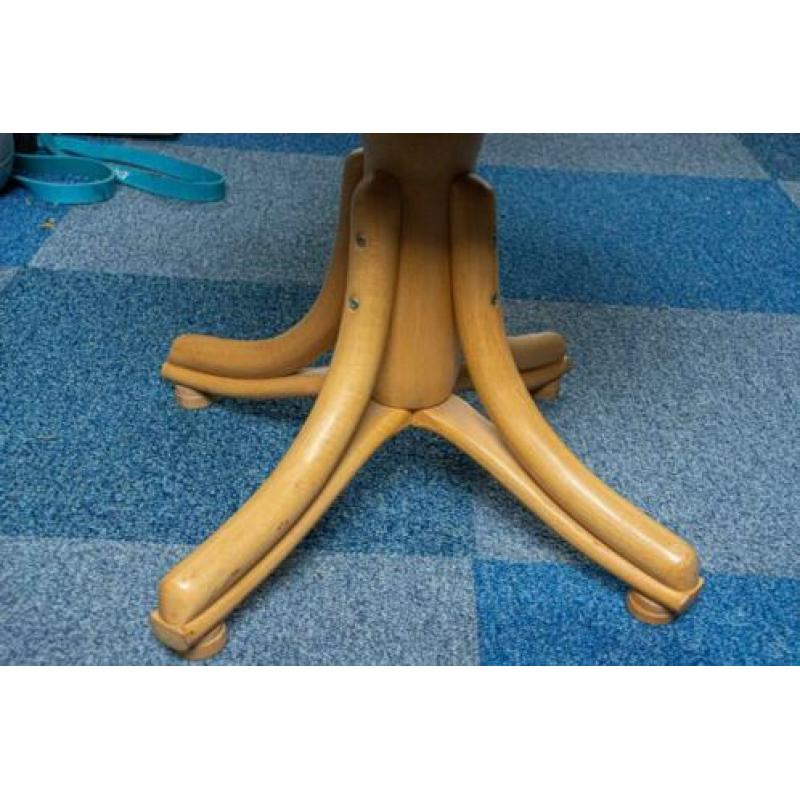 thonet draaistoel