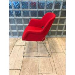 MPIU design vergaderstoelen/eetkamerstoelen, rode stof