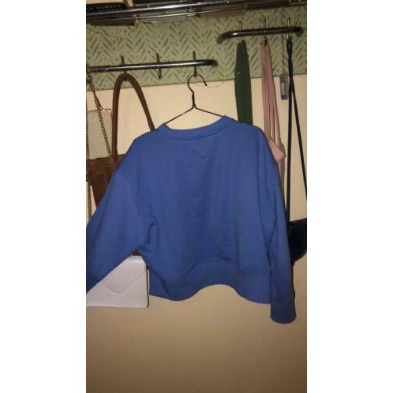 Tommy jeans trui, amper gedragen.