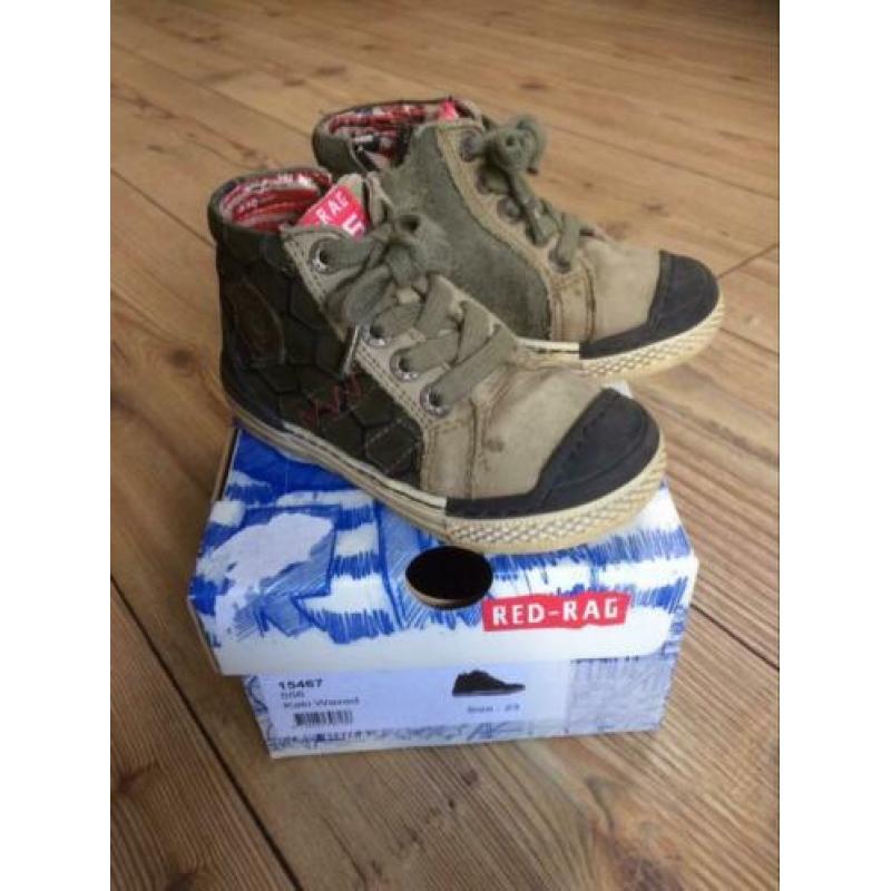 4 paar jongens schoenen, maat 21, 22, 23, 24