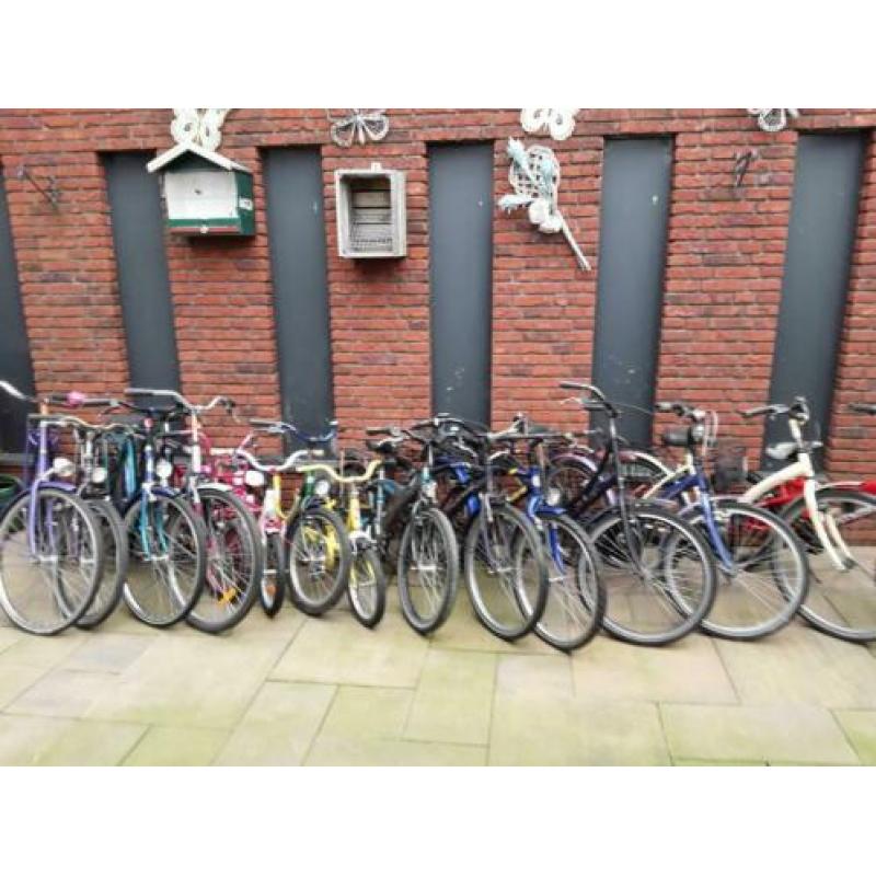 Partij kinder fietsen 15stuks prijs 100euro vast