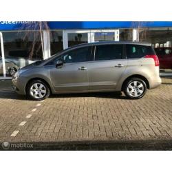 Peugeot 5008 1.6 e-HDi Active 5p Automaat |Navi|Trekhaak|