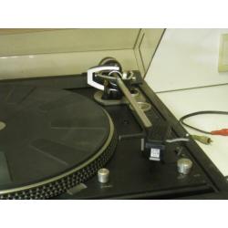 Dual 704 direct drive draaitafel met Shure element