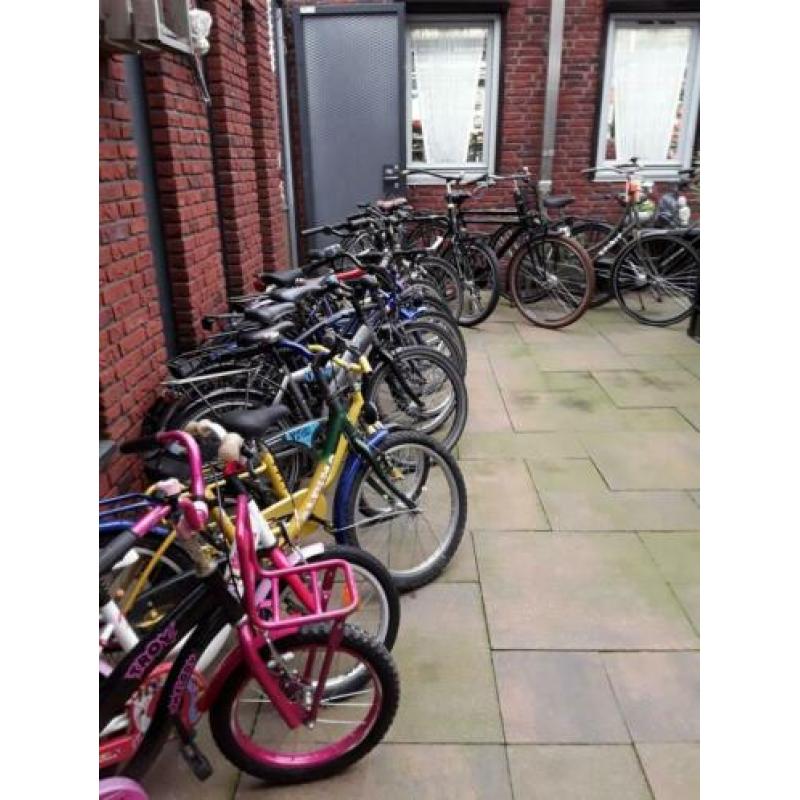 Partij kinder fietsen 15stuks prijs 100euro vast