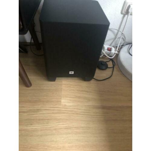 JBL versterker en soundbar