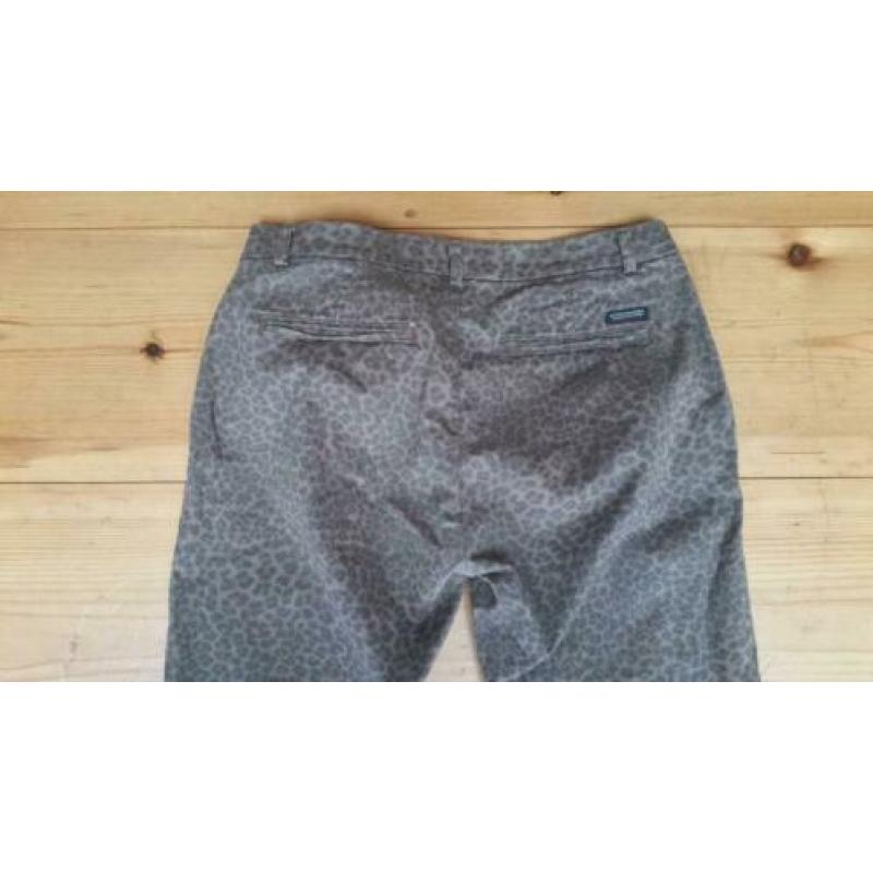 Bruine tijgerprint broek 26/30. Scotch & Soda.