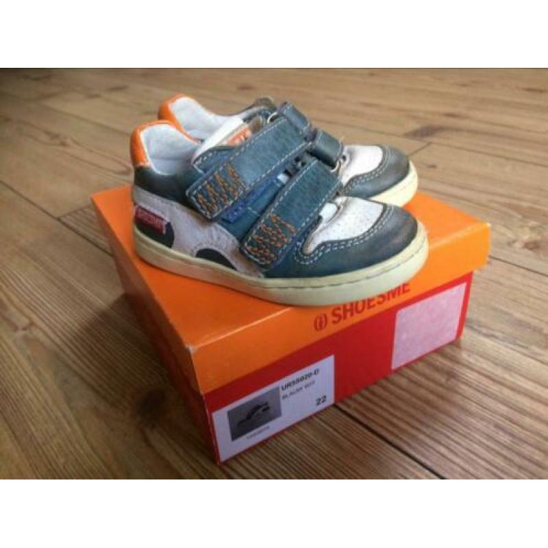 4 paar jongens schoenen, maat 21, 22, 23, 24