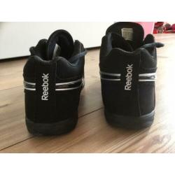 reebok sportschoenen indoor maat 40 zwart nieuw!