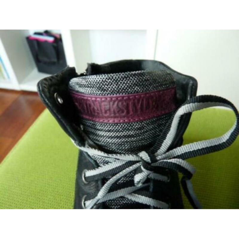 zwart met grijs stoere hoge schoenen Trackstyle mt 40 zgan