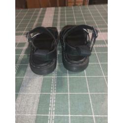 Dr Martens Gryphon Brando sandalen maat 38
