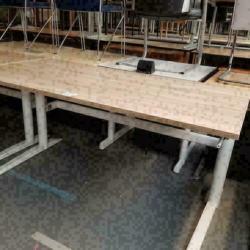 Prachtige slingerbureau's 160x80 cm met eiken blad wit frame