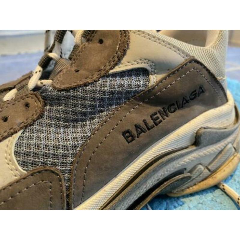 balenciaga triple s 42