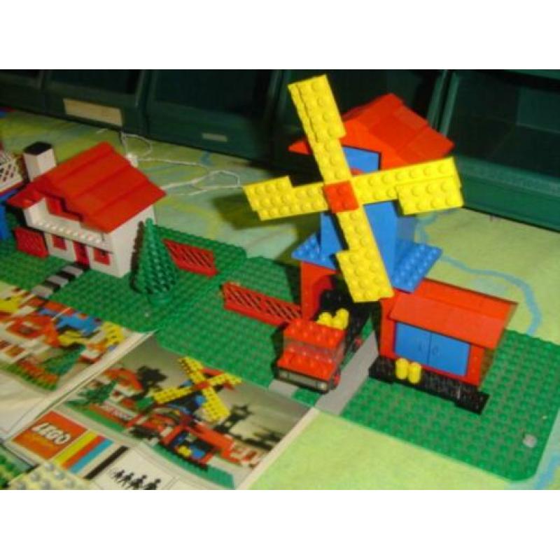 oude lego setje s 348-349-352-356-690 de setjes zijn niet he