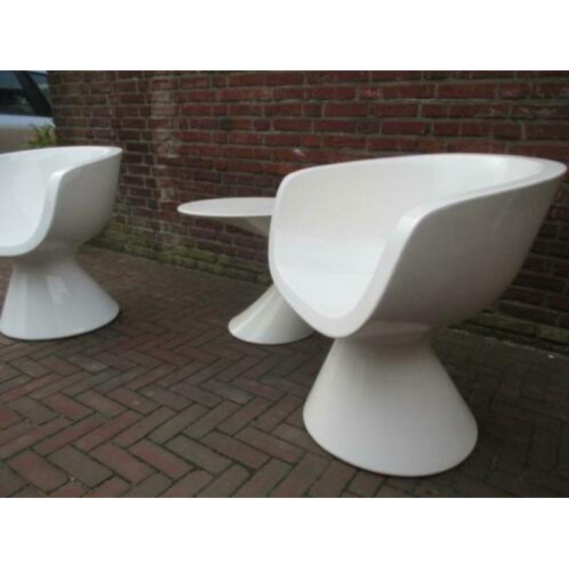 Zanotta Italy wit kunststof space age design fauteuil retro