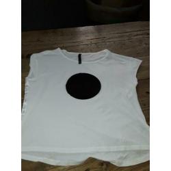 Mooi wit shirt van 10days. Zo goed als nieuw.