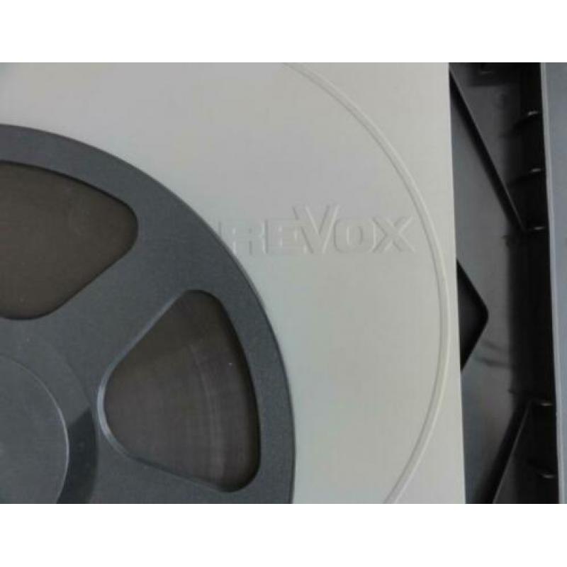 REVOX banden in orginele kunststof cases