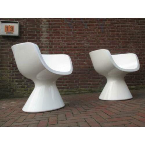 Zanotta Italy wit kunststof space age design fauteuil retro