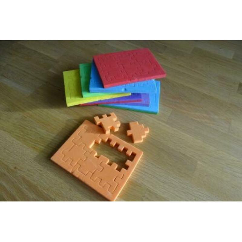 8 soft-schuimplastic kubuspuzzels