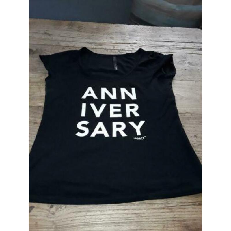 Mooi wit shirt van 10days. Zo goed als nieuw.