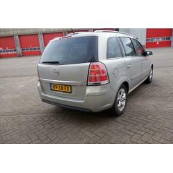 Opel Zafira 1.9 CDTi Cosmo (bj 2007)