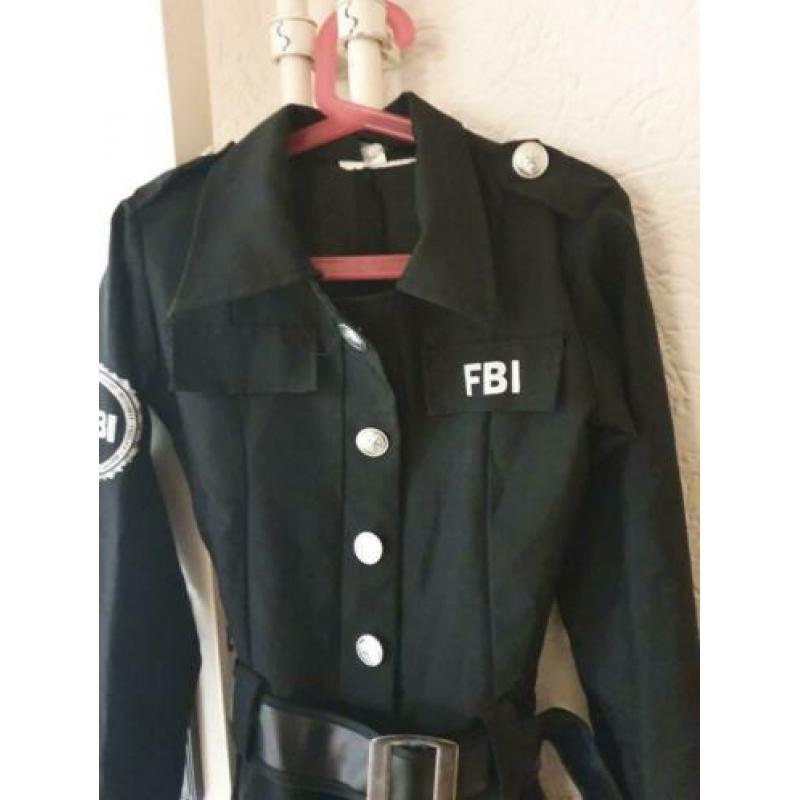 ZGAN dit FBI JURKJE MAAT 140 /152