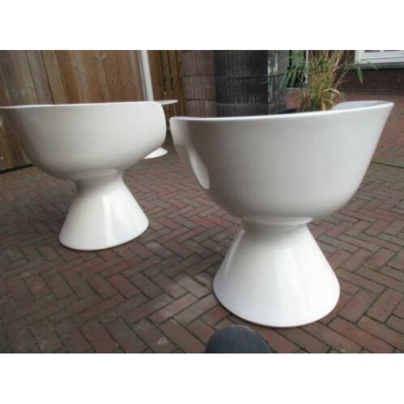 Zanotta Italy wit kunststof space age design fauteuil retro