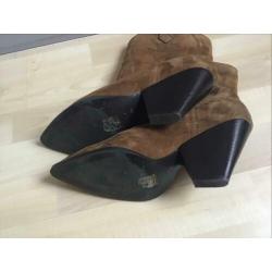 Lola Cruz enkellaarsjes mt 40 cognac kleur