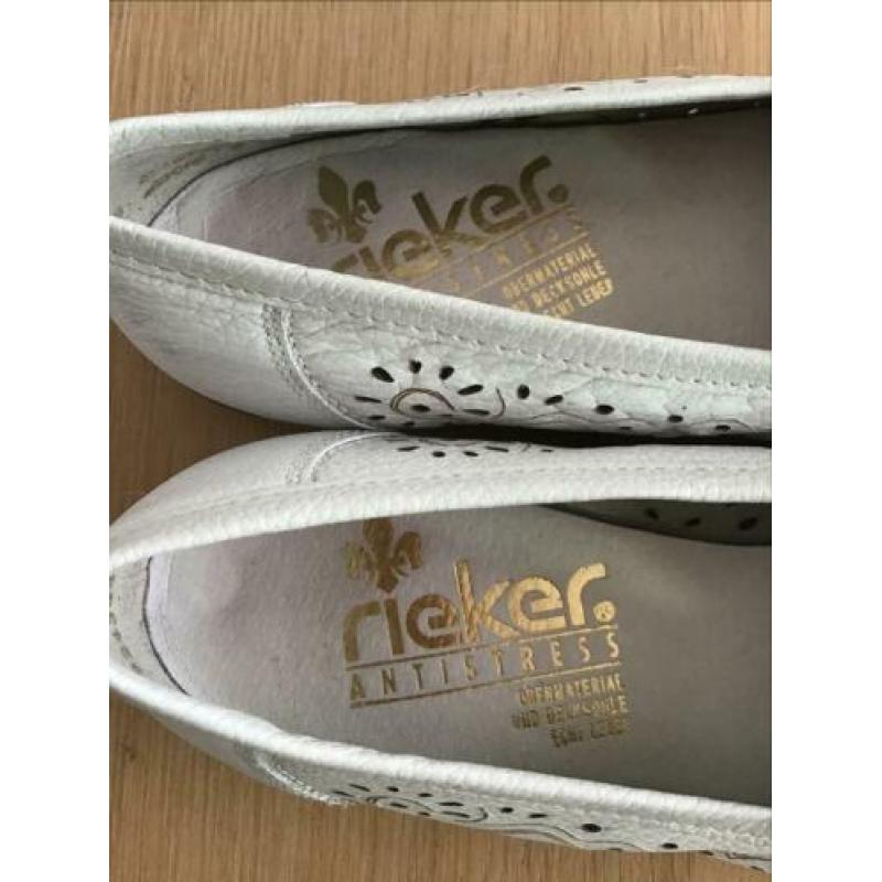 NIEUWE SCHOENEN van RIEKER mt 39