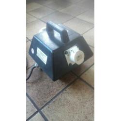 bouw/stroom/zwerfkast. Merk Keraf. P 300 I 1.3 A 300