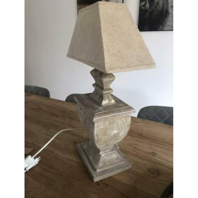 Schemerlamp houten voet