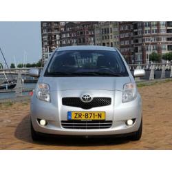 Toyota Yaris 1.4 D4-D Luna 184dkm Navi Airco Nw Model