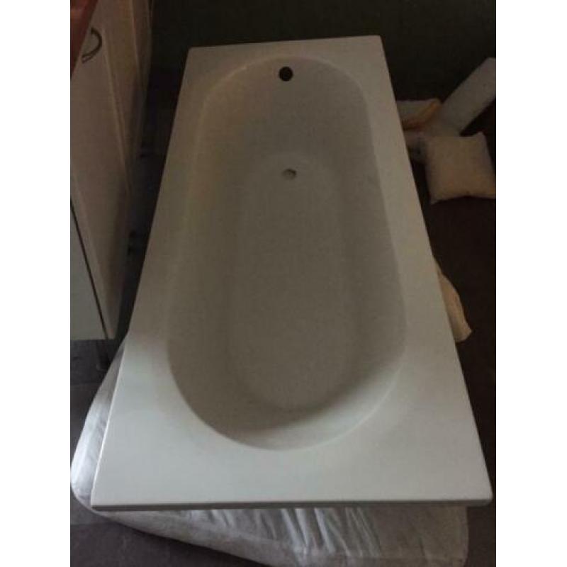 Ligbad kleur wit
