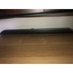 JBL versterker en soundbar