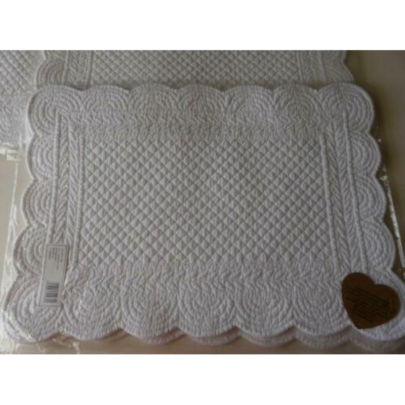 4 x witte quilted placemats, nieuw, in verpakking