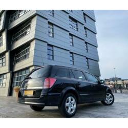 Opel Astra Wagon 1.6 Executive NAVI - CRUISE