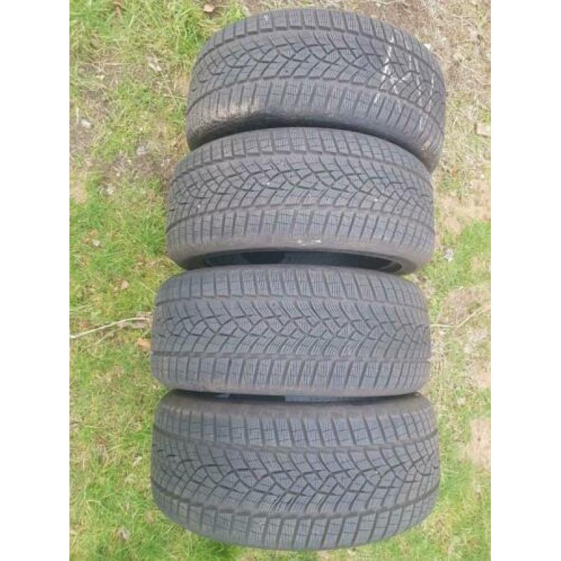 4 zo goed als nieuwe goodyear winterbanden