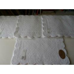 4 x witte quilted placemats, nieuw, in verpakking