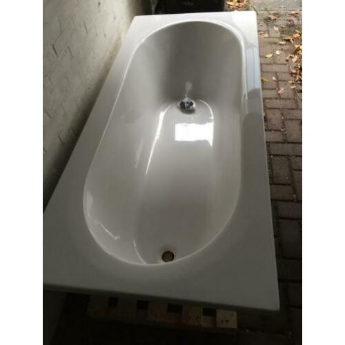 Ligbad kleur wit