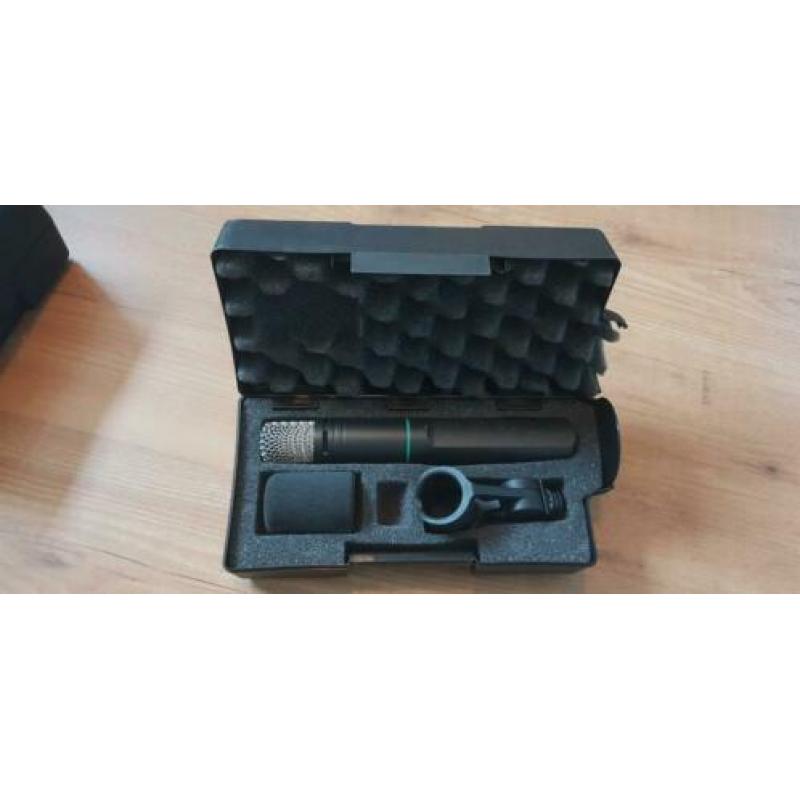 Microfoons AKG + toebehoren