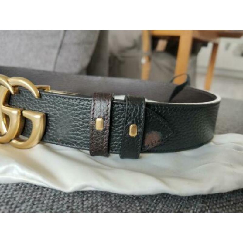 Gucci damesriem, zwart leer, dubbele 'G' gesp