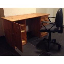 BURO, massief grenen 140x65cm / 76cm hoog