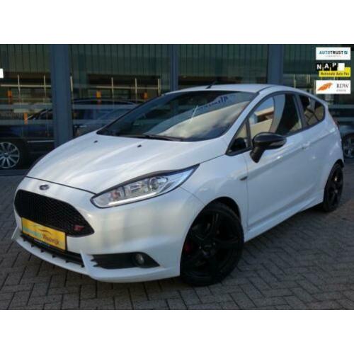 Ford Fiesta 1.6 ST1 Airco Stoelverwarming Pdc Elec.pakket Me