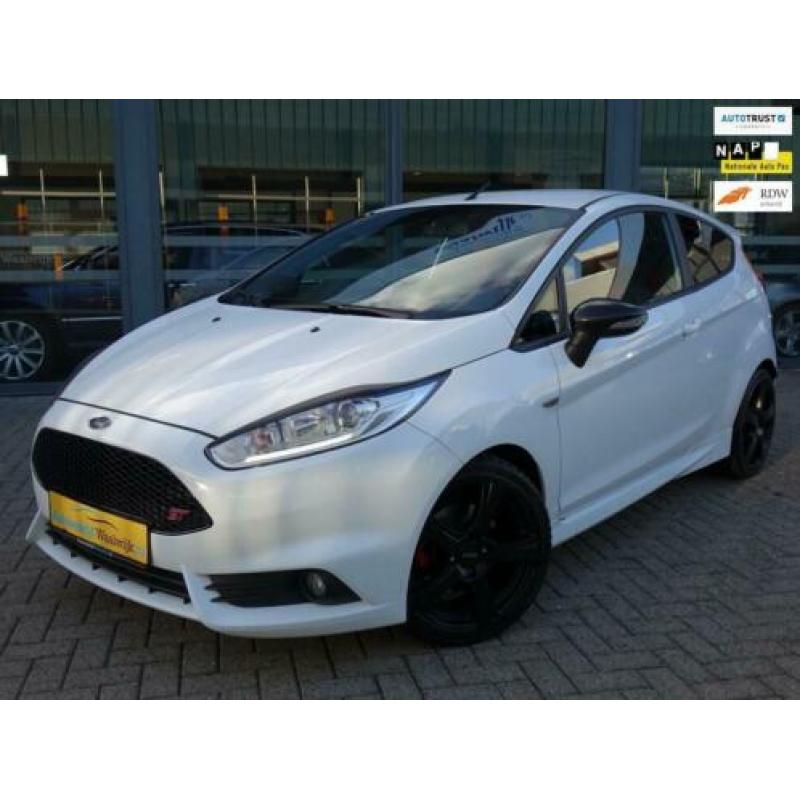 Ford Fiesta 1.6 ST1 Airco Stoelverwarming Pdc Elec.pakket Me