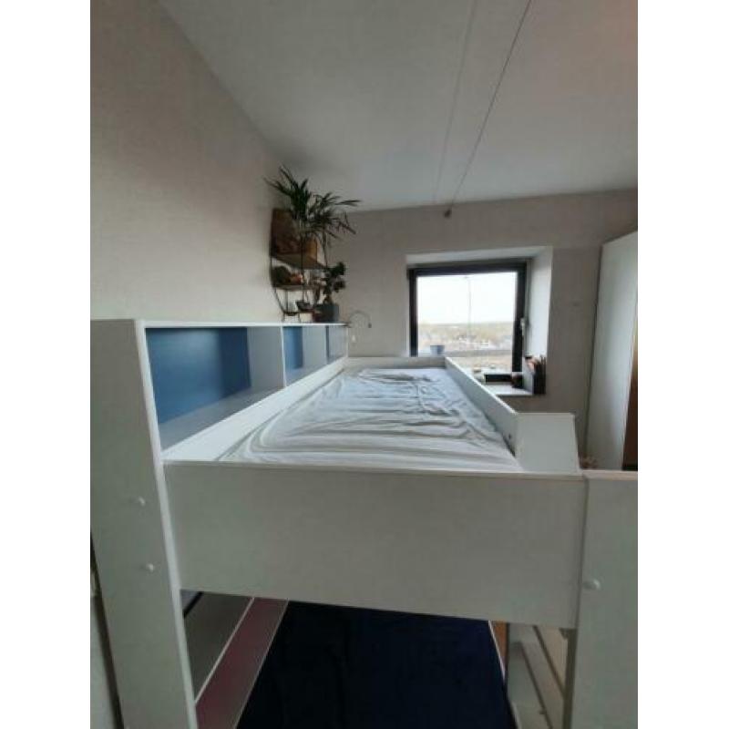 Stapelbed 200x90 vrijdag gratis af te halen