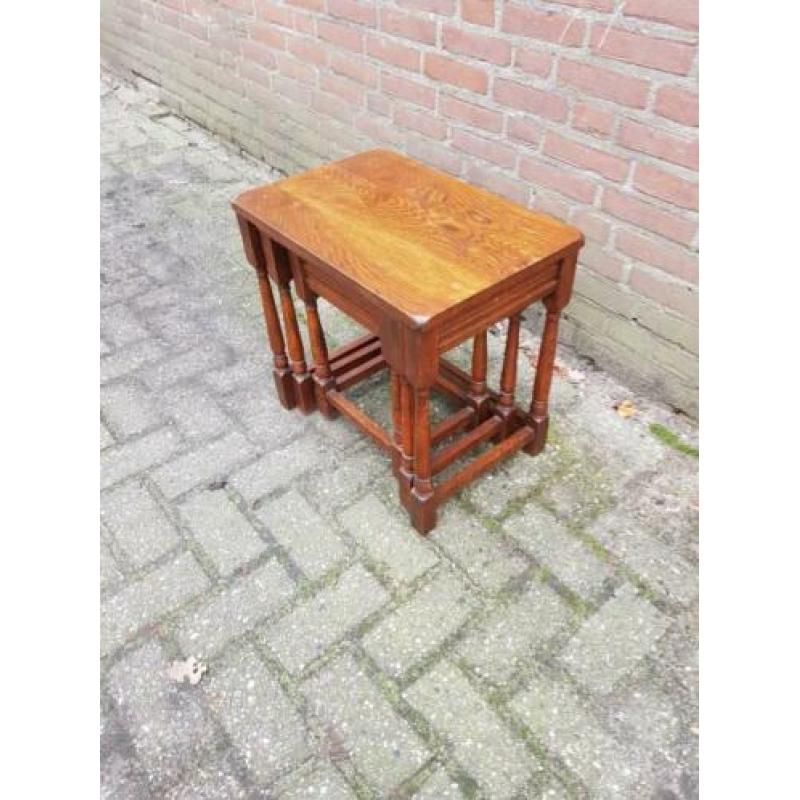 bijzettafels 3 stuks vintage
