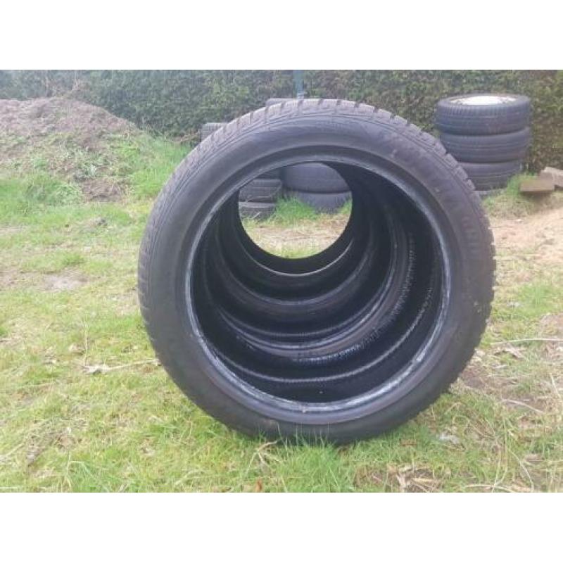 4 zo goed als nieuwe goodyear winterbanden