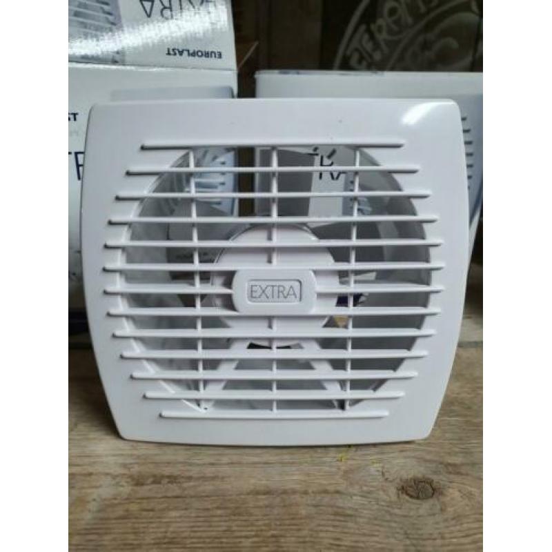 NIEUW! 2x Badkamerventilator 150mm met vochtsensor